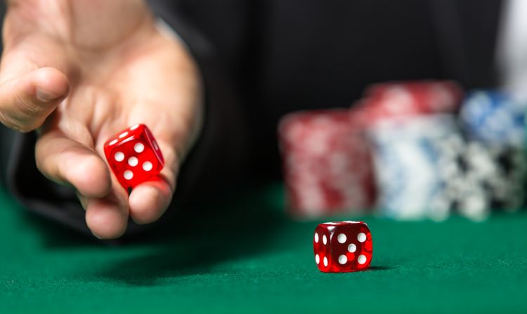 1. Sveikinimo premija