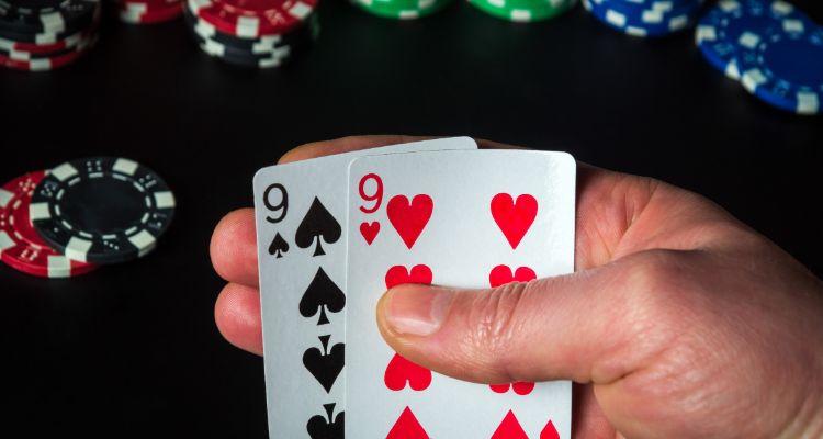 9. One Pair (viena pora)